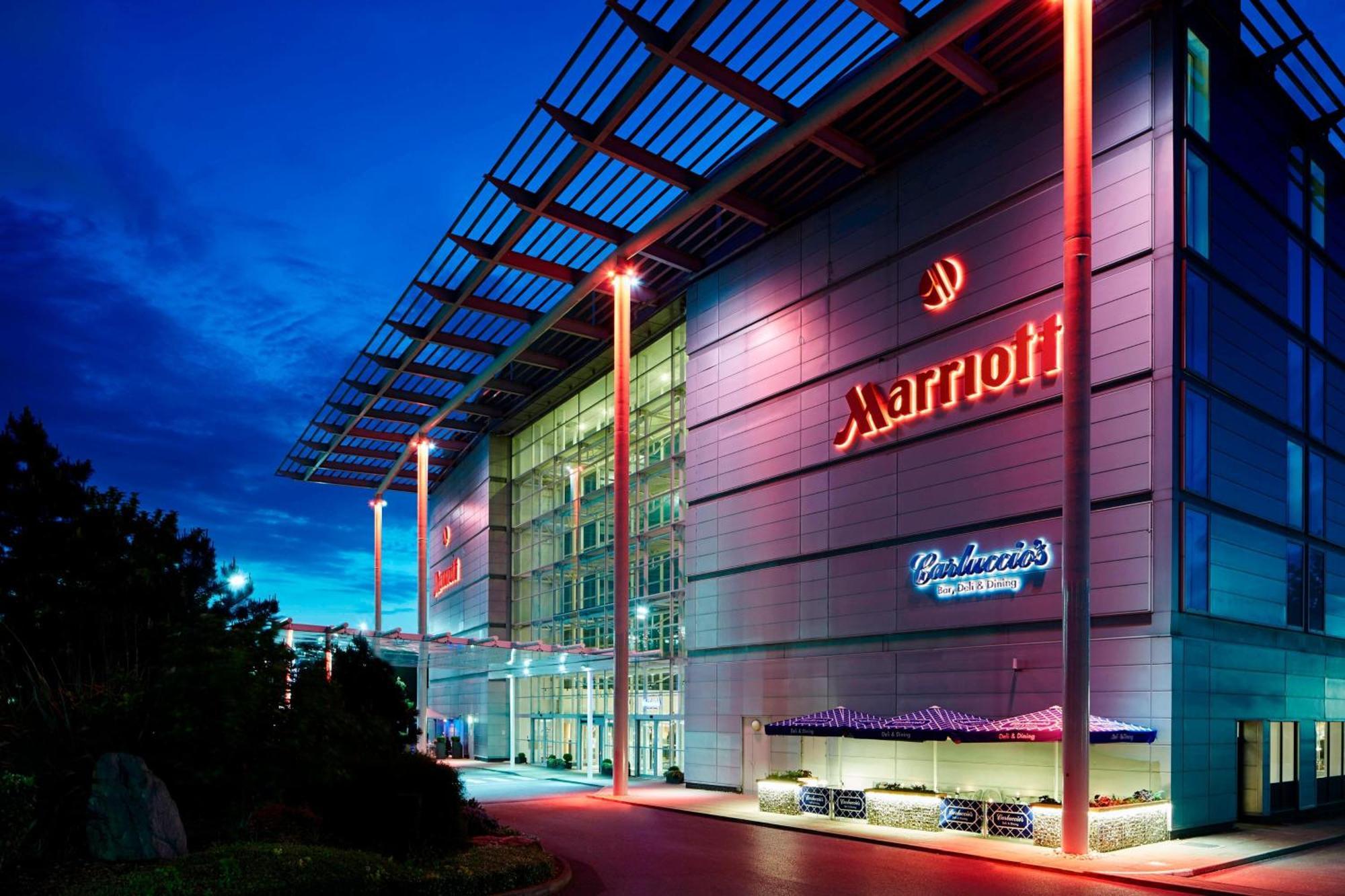 London Heathrow Marriott Hotel Хилингдън Екстериор снимка